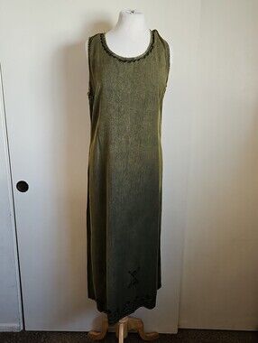 MPH Collection Olive Green Sleeveless Embroidered Shift Midi-Dress Sz Medium